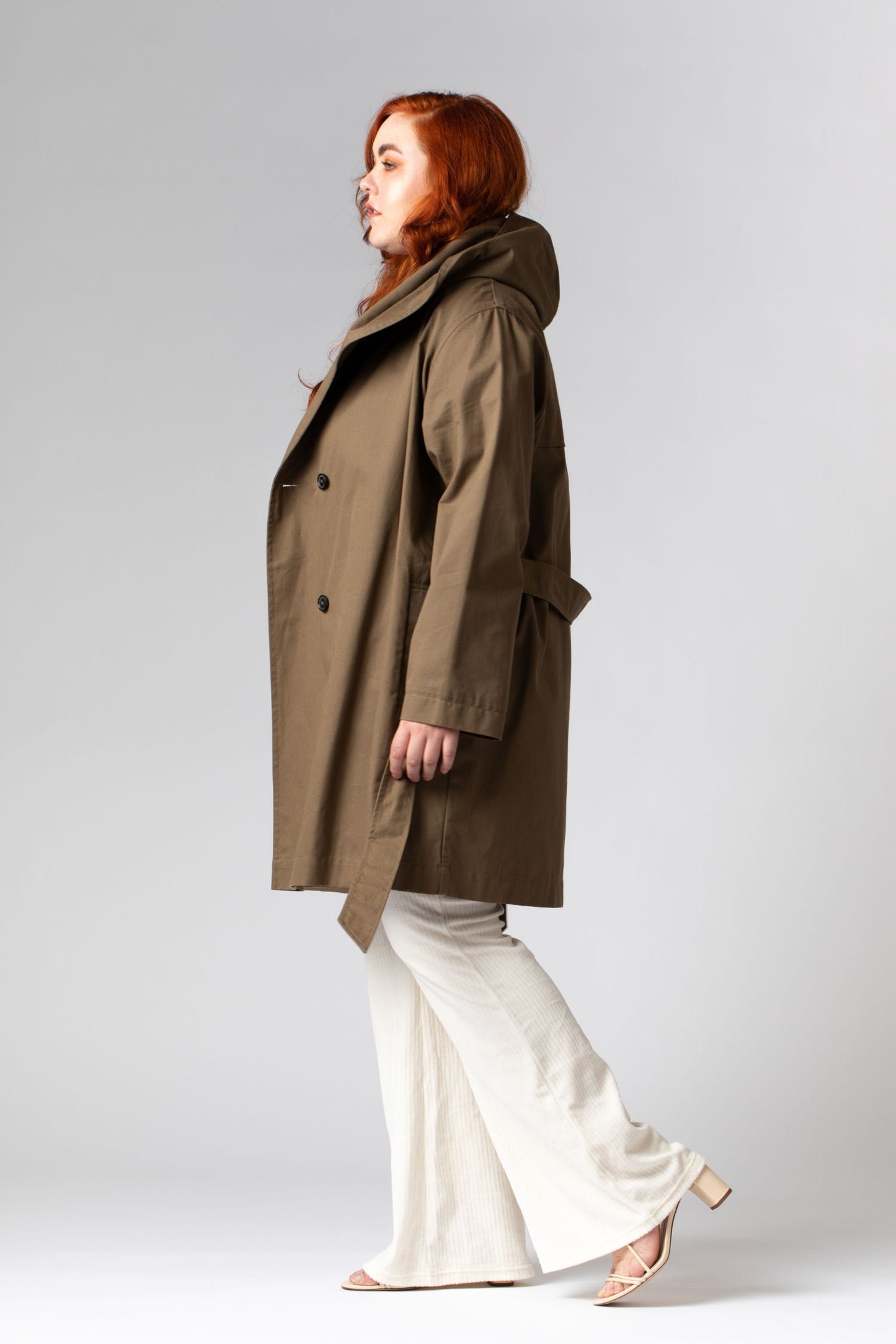 STELLA sustainable trench coat made of organic cotton, side
